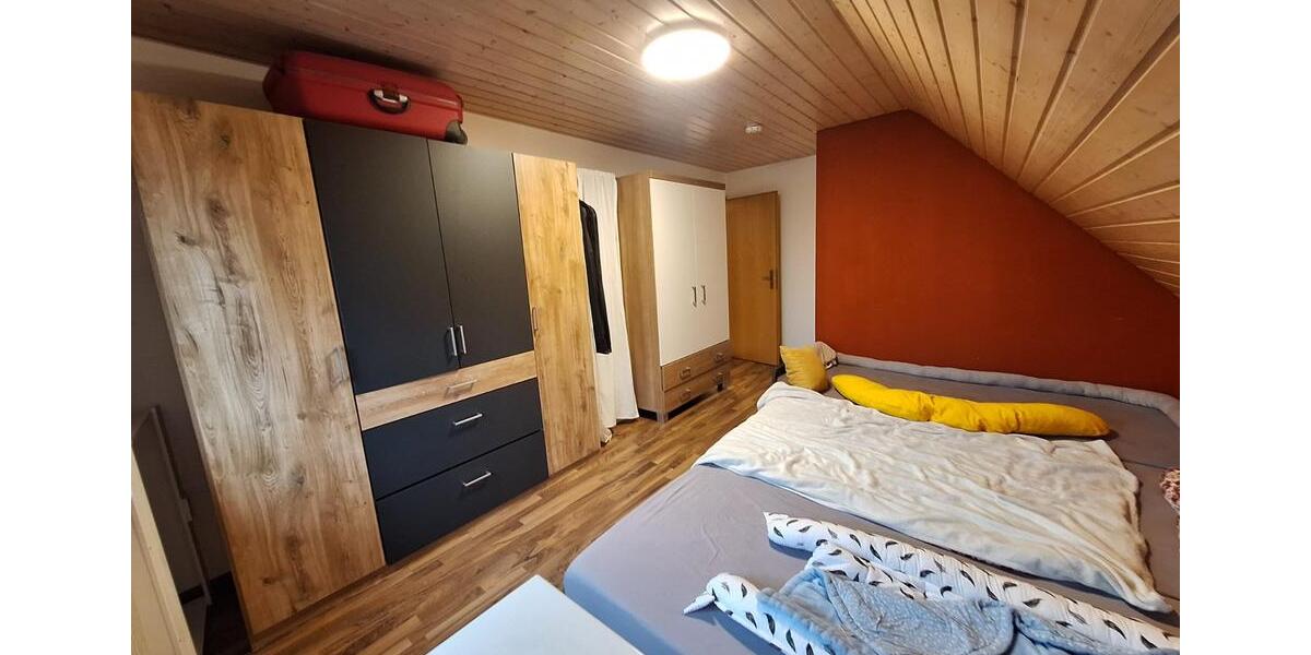 Dachgeschoßwohnung Sulzbach an der Murr - 3.5 Zimmer, 85 m&sup2;, 890&euro; | Angebot:24555172