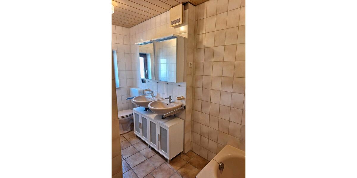 Erdgeschoßwohnung Leutenbach - 2 Zimmer, 66 m&sup2;, 700&euro; | Angebot:26224730