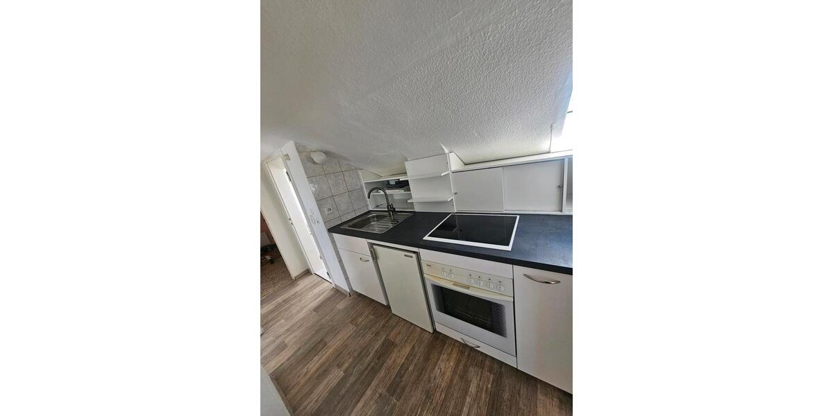 Dachgeschoßwohnung Waiblingen - 2 Zimmer, 47 m&sup2;, 900&euro; | Angebot:27591574