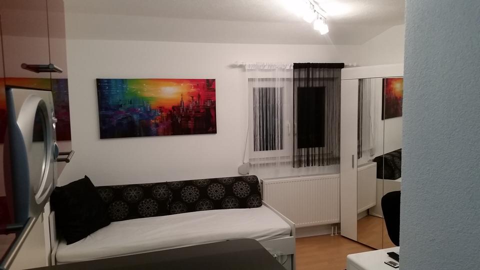 Etagenwohnung Weil der Stadt - 1 Zimmer, 21 m&sup2;, 700&euro; | Angebot:25173259