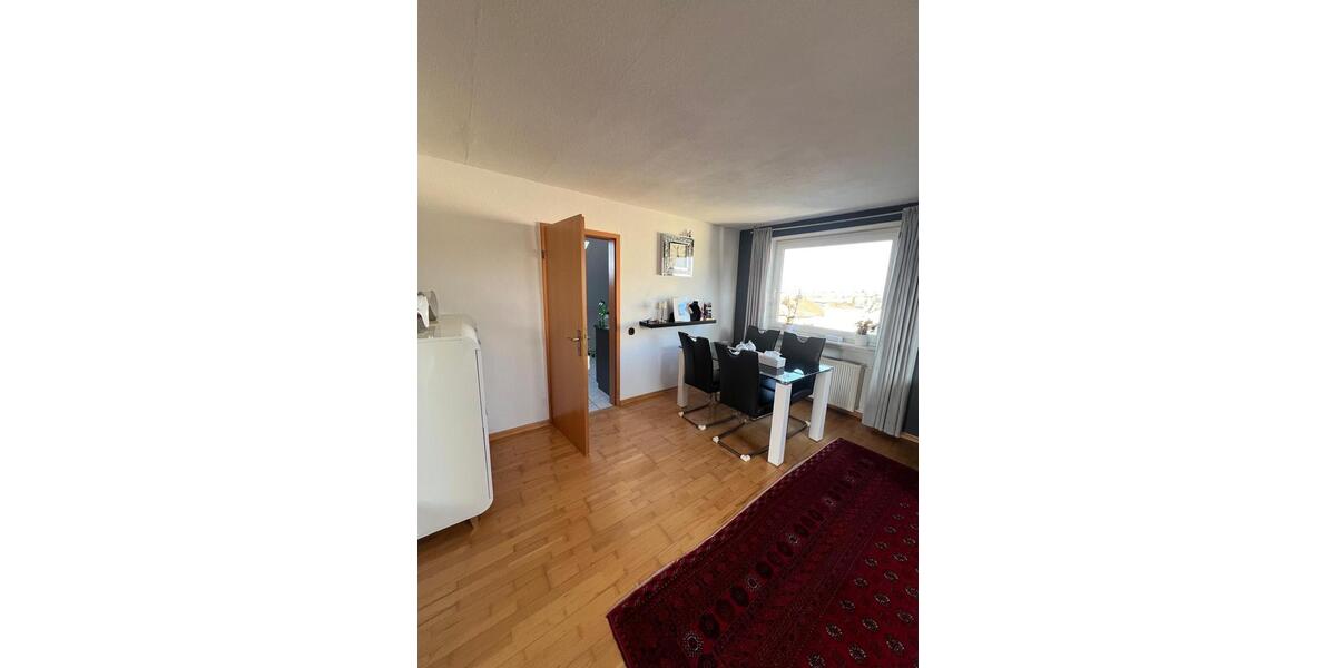 Dachgeschoßwohnung Möglingen - 3 Zimmer, 74 m&sup2;, 1.000&euro; | Angebot:25219379