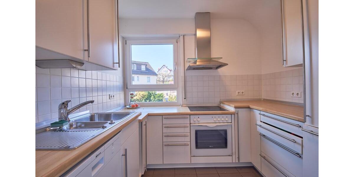 Dachgeschoßwohnung Esslingen am Neckar Brühl - 4.5 Zimmer, 105 m&sup2;, 359.000&euro; | Angebot:25905751