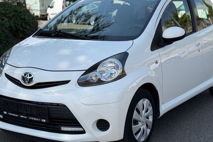 Toyota Aygo (X) 71.000 km 5.790 &euro; Möglingen 71696