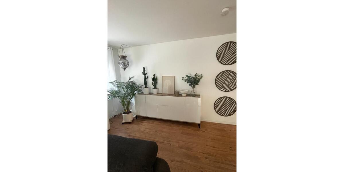 Etagenwohnung Stuttgart Mühlhausen - 4 Zimmer, 97 m&sup2;, 359.000&euro; | Angebot:26987304