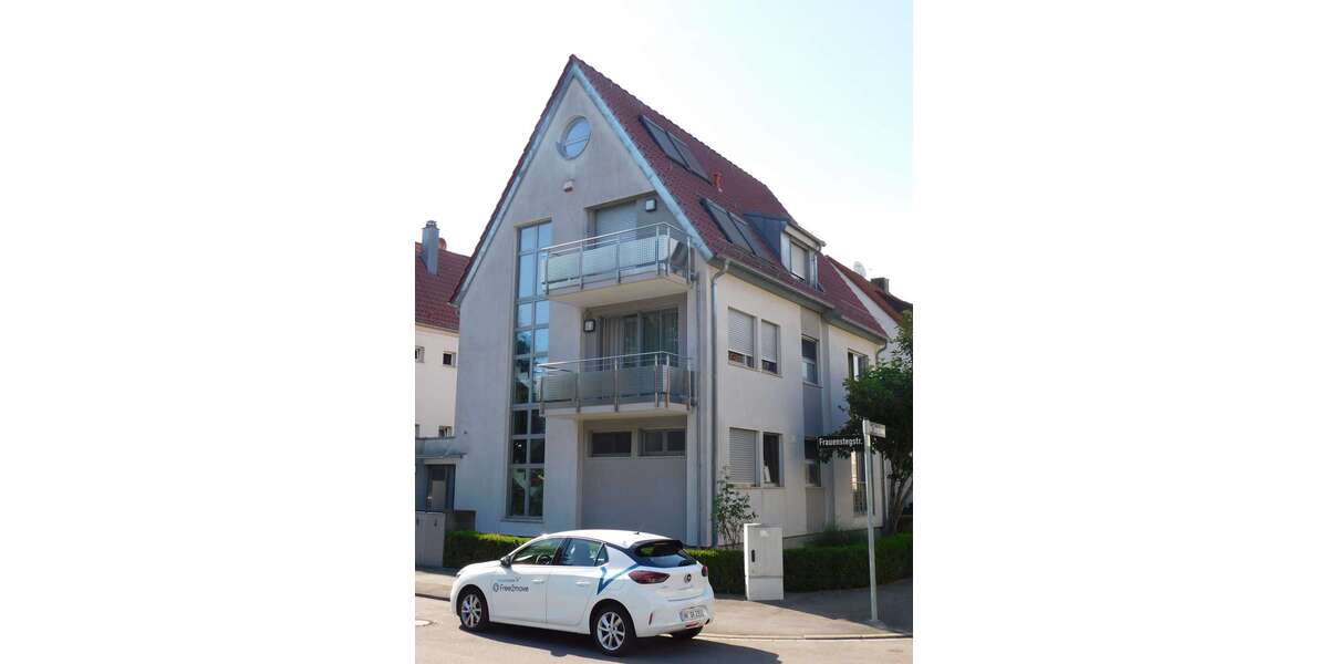 Einfamilienhaus Stuttgart-Zuffenhausen Zuffenhausen - 9 Zimmer, 255 m&sup2;, 1.390.000&euro; | Angebot:25837980