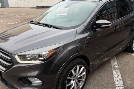 Ford Kuga 113.000 km 15.990 &euro; Münchingen 70825