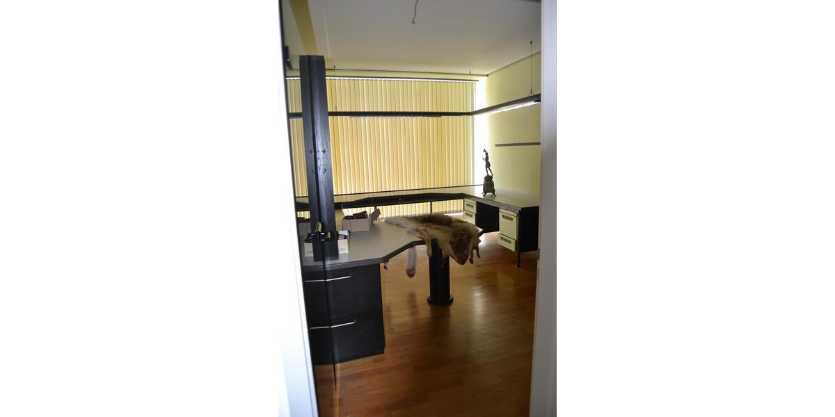 Mehrfamilienhaus, Wohnhaus Remshalden - 6 Zimmer, 260 m&sup2;, 900.000&euro; | Angebot:27194792
