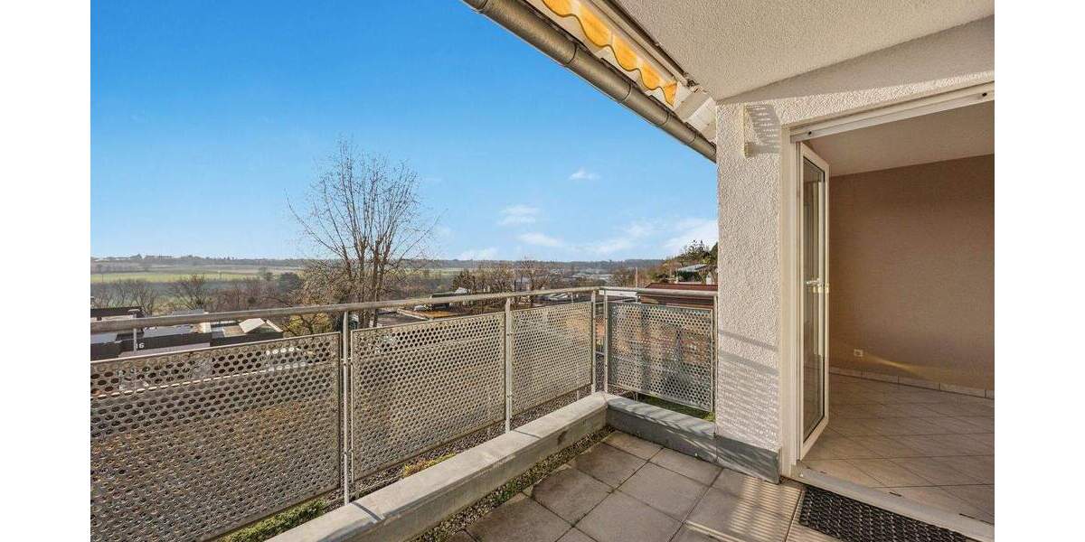 Etagenwohnung Remseck Hochberg - 3 Zimmer, 82 m&sup2;, 349.000&euro; | Angebot:25821514