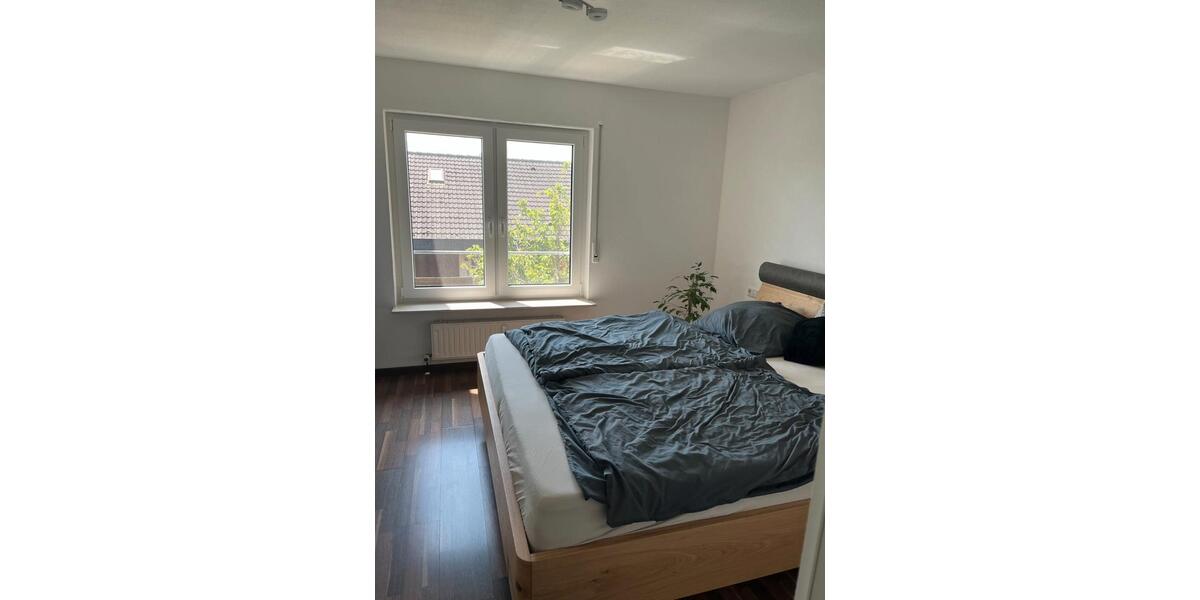 Hochparterre Brackenheim - 3.5 Zimmer, 84 m&sup2;, 325.000&euro; | Angebot:26337452