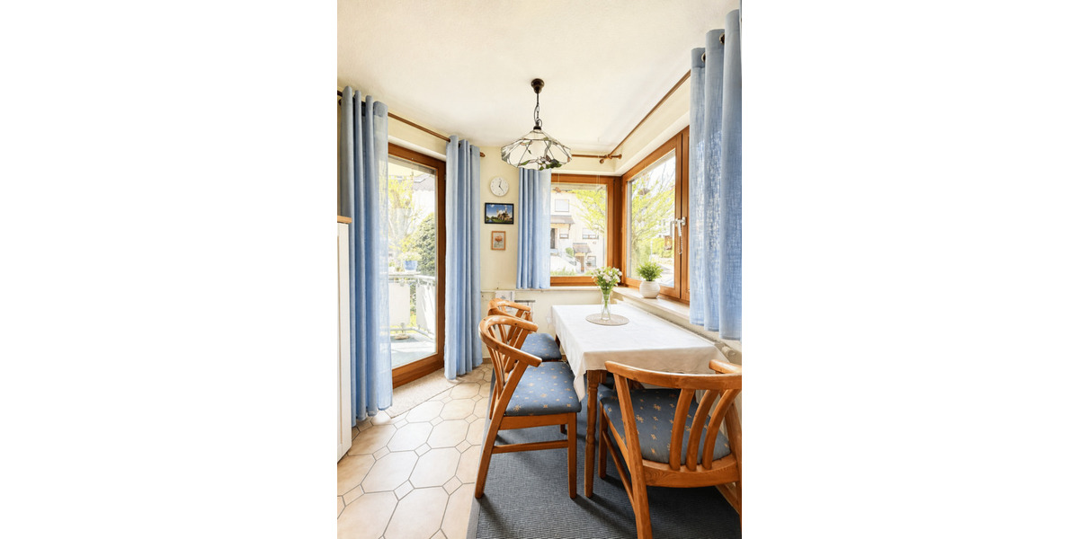 Etagenwohnung Böblingen Dagersheim - 4 Zimmer, 104 m&sup2;, 395.000&euro; | Angebot:26554992