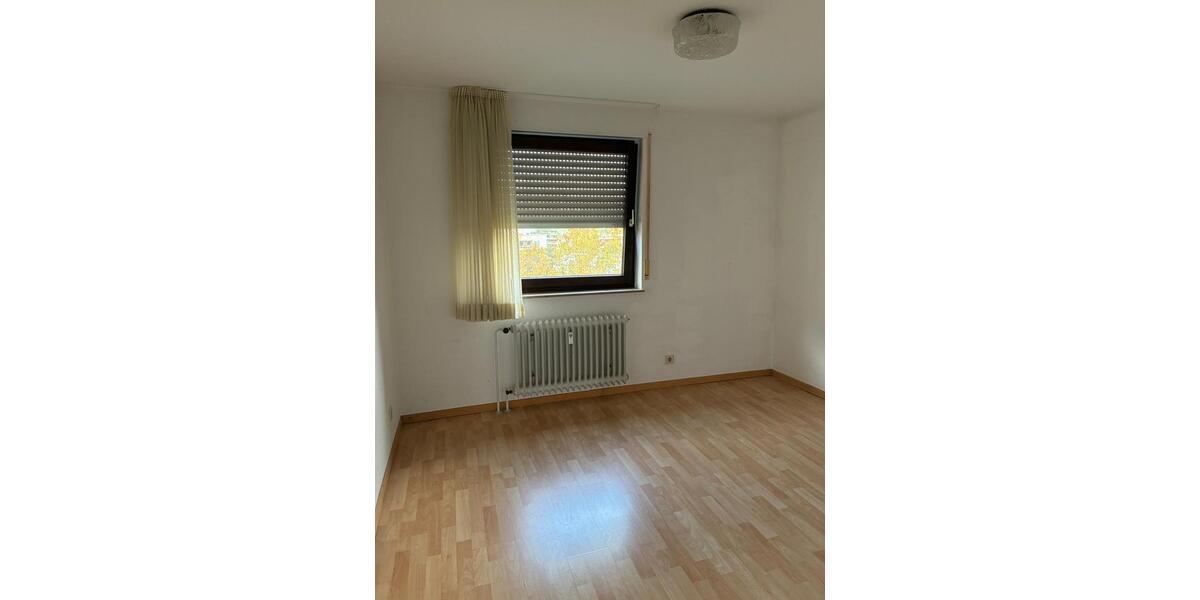 Etagenwohnung Stuttgart Botnang - 3 Zimmer, 84 m&sup2;, 1.150&euro; | Angebot:27603347