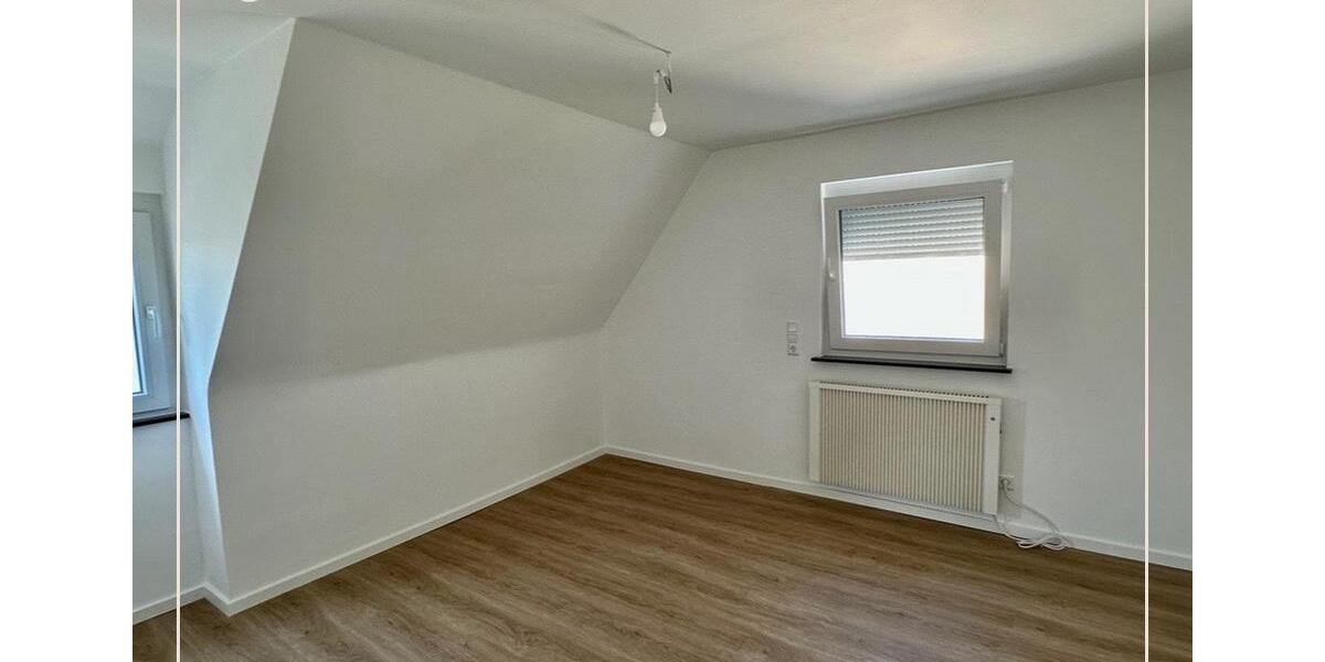 Dachgeschoßwohnung Korntal-Münchingen Münchingen - 3 Zimmer, 70 m&sup2;, 1.260&euro; | Angebot:27554028
