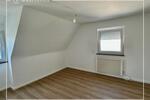 Dachgeschoßwohnung Korntal-Münchingen Münchingen - 3 Zimmer, 70 m&sup2;, 1.260&euro; | Angebot:27554028