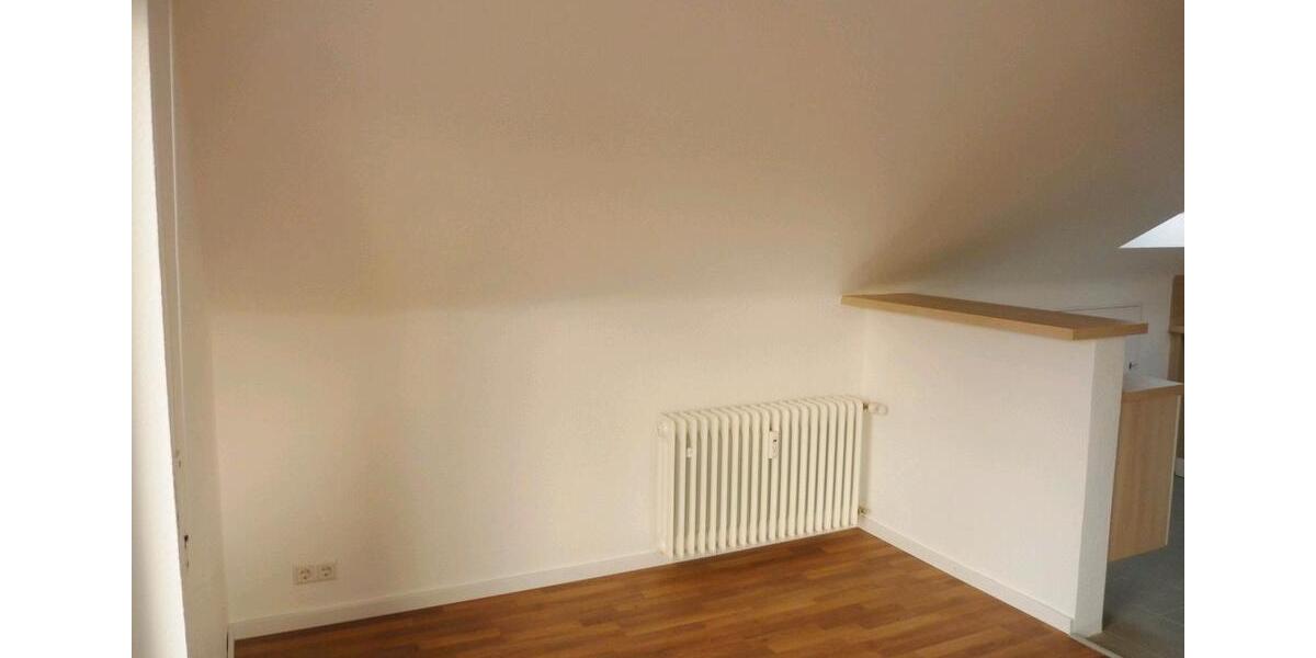 Dachgeschoßwohnung Backnang - 3 Zimmer, 68 m&sup2;, 259.000&euro; | Angebot:26032036