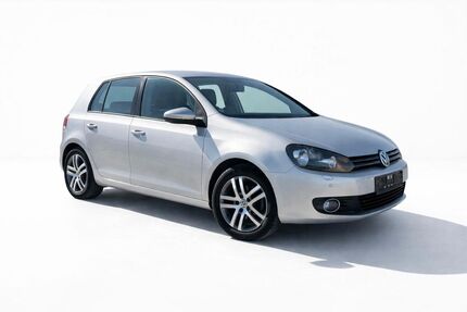 VW Golf 120.800 km 9.299 &euro; Stuttgart 70469