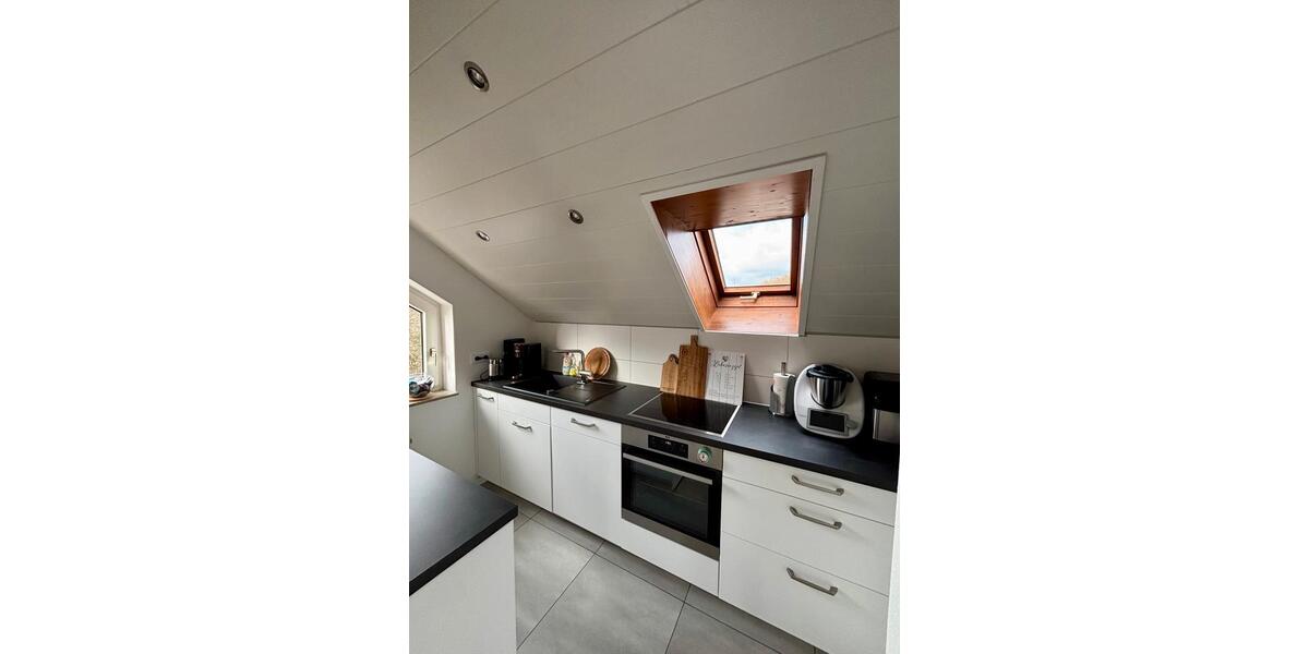 Maisonettenwohnung Sindelfingen Eichholz - 3.5 Zimmer, 96 m&sup2;, 1.600&euro; | Angebot:25829632