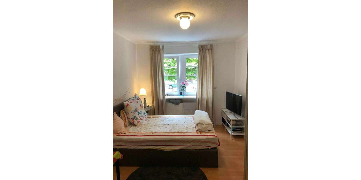 Zimmer Stuttgart Hölderlinplatz - 495&euro; | Angebot:25154343