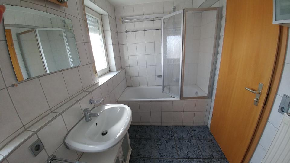 Dachgeschoßwohnung Sachsenheim - 2.5 Zimmer, 44 m&sup2;, 750&euro; | Angebot:25355131