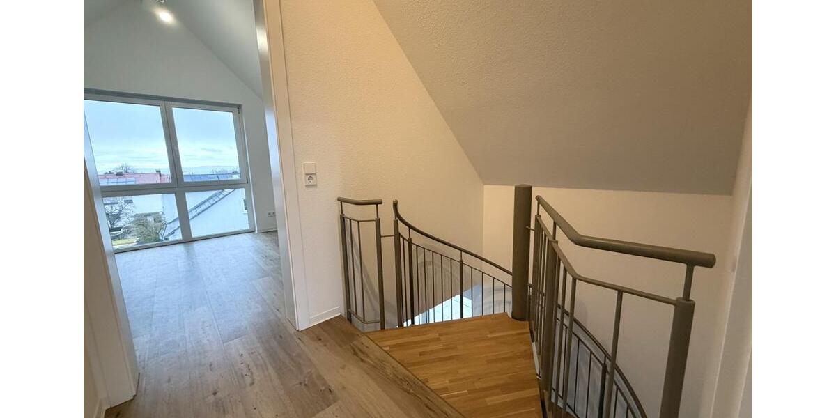 Maisonettenwohnung Stuttgart Birkach - 5 Zimmer, 120 m&sup2;, 2.050&euro; | Angebot:25179074