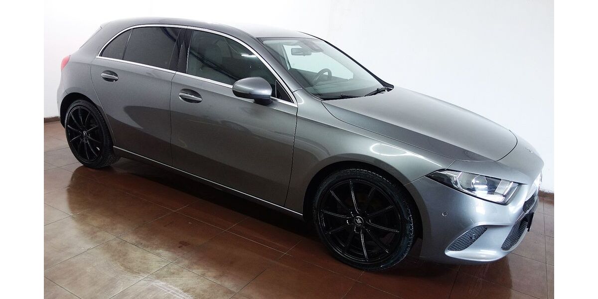 Mercedes-Benz A 200 158.000 km 13.999 &euro; Mühlacker 75417