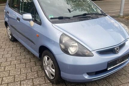 Honda Jazz 149.000 km 4.980 &euro; Böblingen 71034