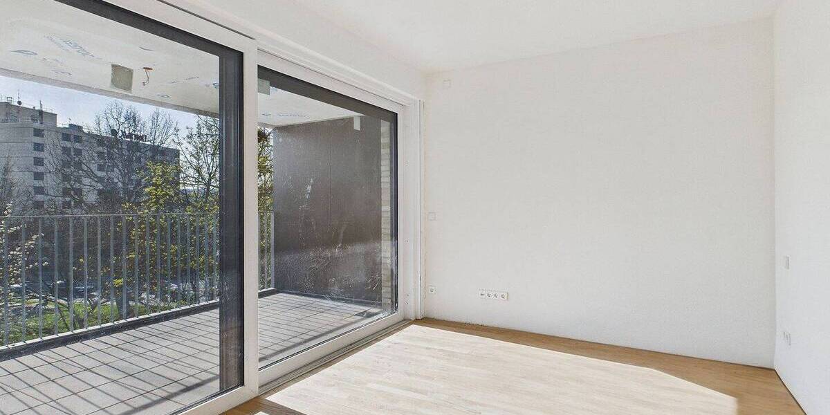 Etagenwohnung Sindelfingen Ost - 2 Zimmer, 71 m&sup2;, 1.330&euro; | Angebot:25797655