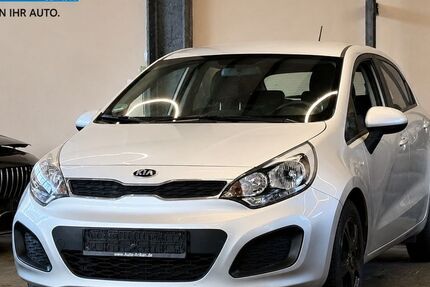Kia Rio 81.600 km 7.900 &euro; Stuttgart 70374