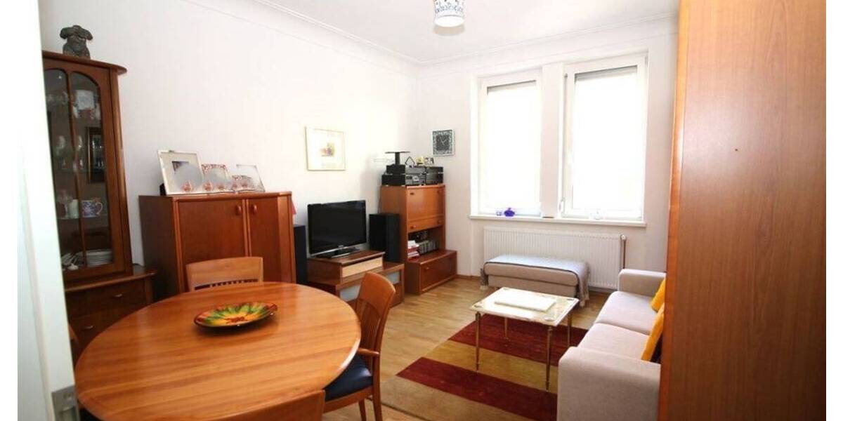 Etagenwohnung Stuttgart Süd - 3 Zimmer, 60 m&sup2;, 330.000&euro; | Angebot:25678496