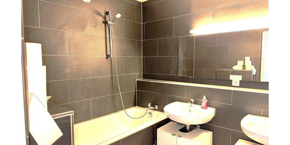 Etagenwohnung Stuttgart Neugereut - 4 Zimmer, 104 m&sup2;, 360.000&euro; | Angebot:25684960