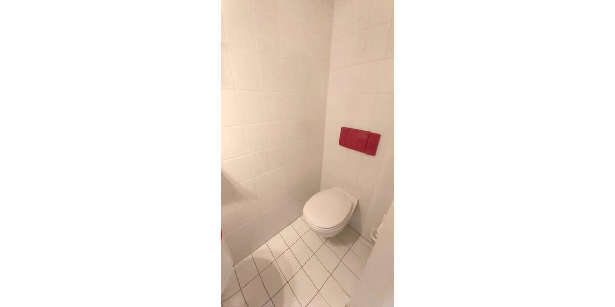 Etagenwohnung Fellbach - 2 Zimmer, 89 m&sup2;, 1.100&euro; | Angebot:25802179