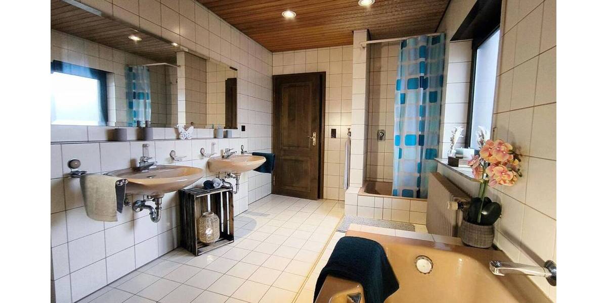 Einfamilienhaus Kirchberg an der Murr Kirchberg - 5 Zimmer, 199 m&sup2;, 650.000&euro; | Angebot:25707636