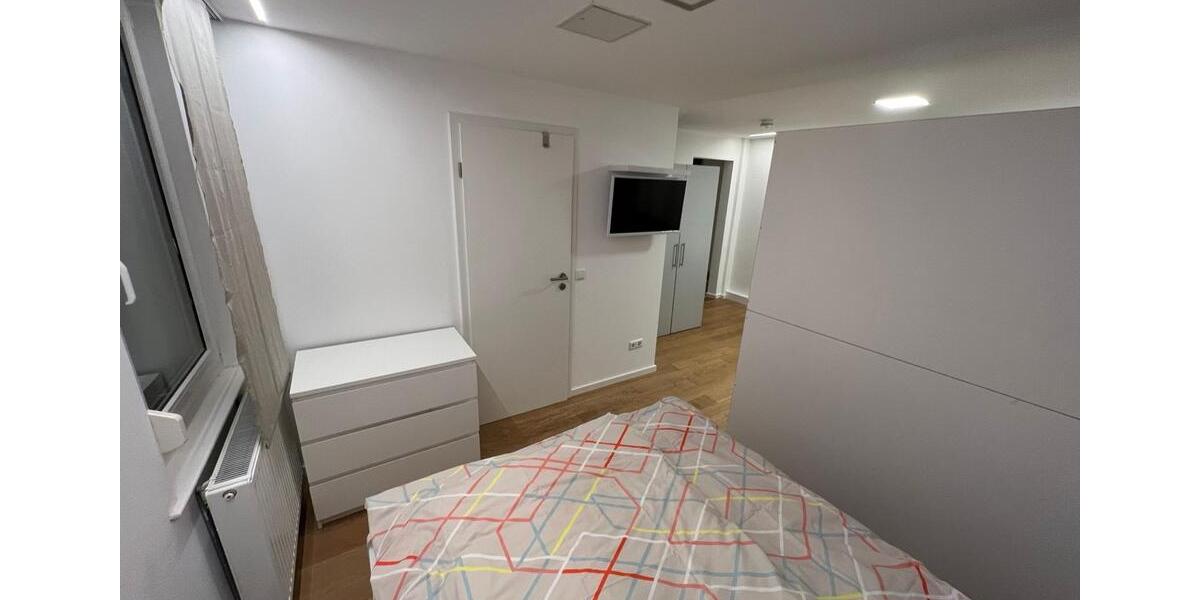 Dachgeschoßwohnung Stuttgart Lehen - 1 Zimmer, 27 m&sup2;, 850&euro; | Angebot:27584483