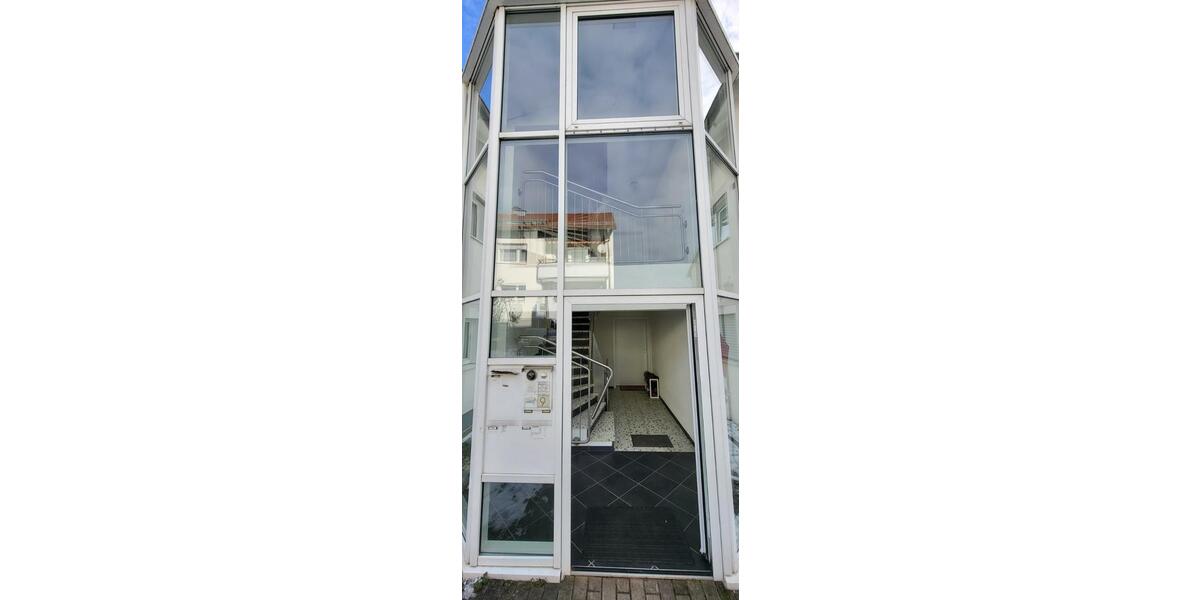 Erdgeschoßwohnung Burgstetten - 6 Zimmer, 174 m&sup2;, 2.000&euro; | Angebot:25925244