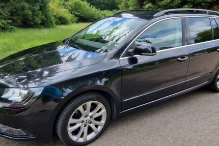 Skoda Superb 156.410 km 11.200 &euro; Böblingen 71034