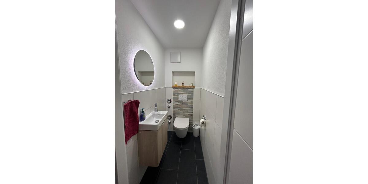 Dachgeschoßwohnung Böblingen Dagersheim - 4 Zimmer, 89 m&sup2;, 350.000&euro; | Angebot:27178220