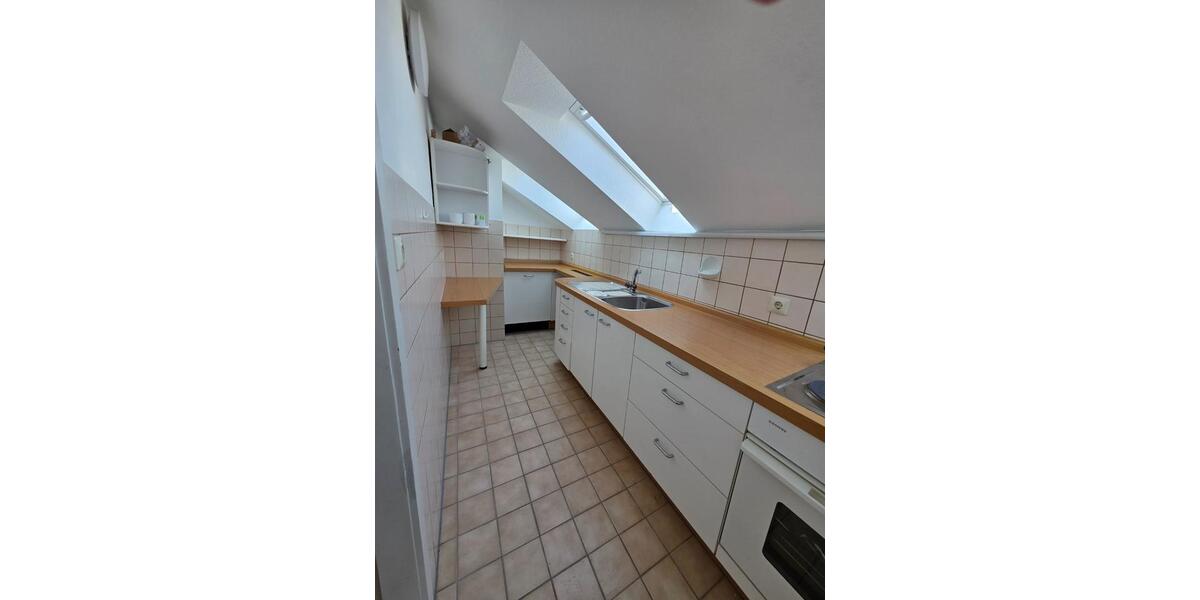 Dachgeschoßwohnung Stuttgart Sillenbuch - 3 Zimmer, 55 m&sup2;, 950&euro; | Angebot:25870538