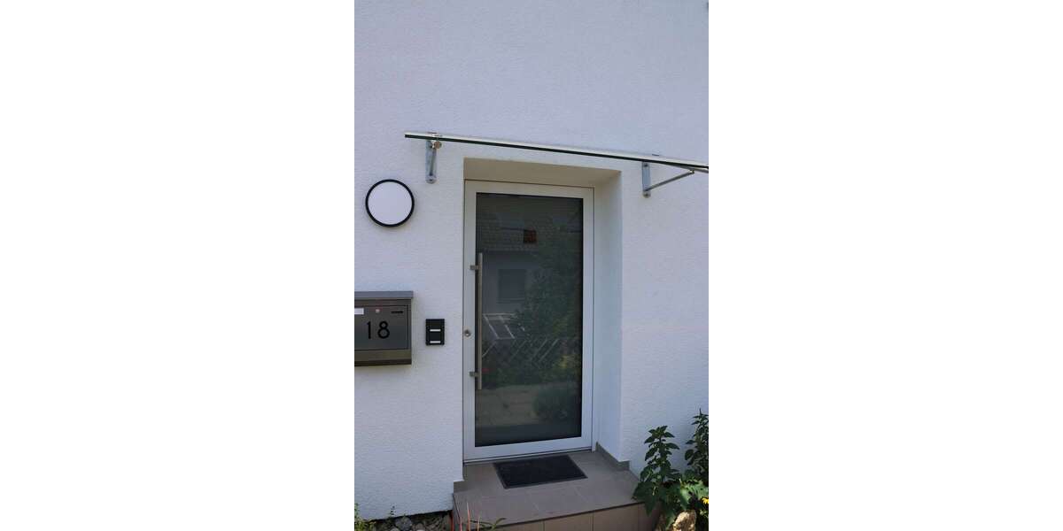 Einfamilienhaus Esslingen a.N. Sankt Bernhardt - 5 Zimmer, 104 m&sup2;, 1.880&euro; | Angebot:27197872