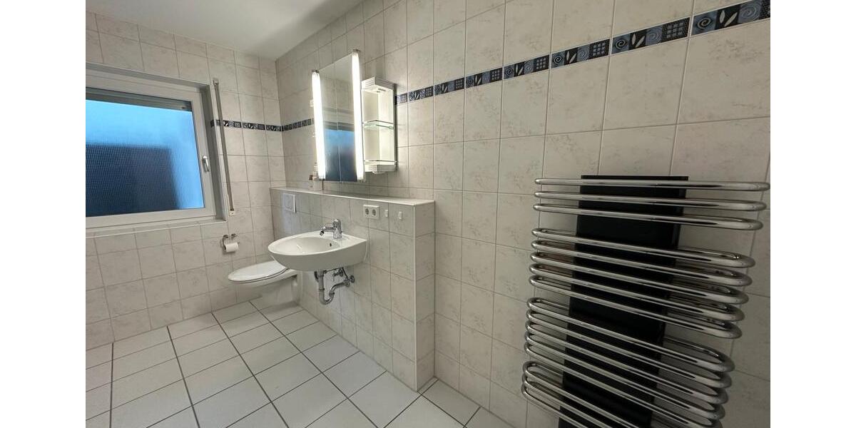 Erdgeschoßwohnung Berglen - 2.5 Zimmer, 85 m&sup2;, 950&euro; | Angebot:25404949