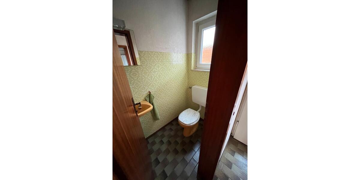 Reihenhaus Affalterbach - 6 Zimmer, 180 m&sup2;, 490.000&euro; | Angebot:25151231