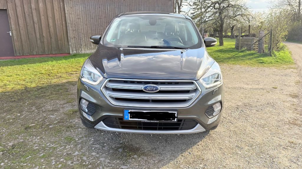 Ford Kuga 63.800 km 11.499 &euro; Vaihingen an der Enz 71665