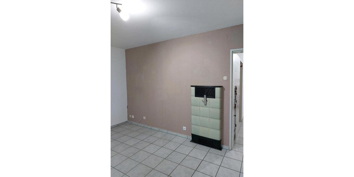 Etagenwohnung Esslingen am Neckar Pliensauvorstadt - 3 Zimmer, 57 m&sup2;, 229.000&euro; | Angebot:26907655