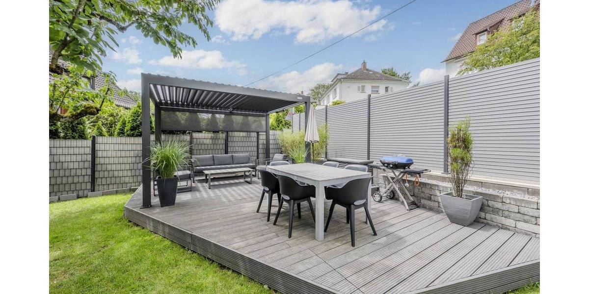 Mehrfamilienhaus, Wohnhaus Stuttgart / Botnang Botnang - 8 Zimmer, 243 m&sup2;, 1.590.000&euro; | Angebot:26930186