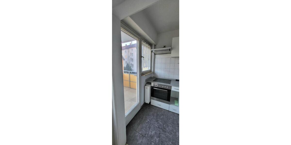 Etagenwohnung Stuttgart Feuerbach - 2 Zimmer, 37 m&sup2;, 735&euro; | Angebot:25922268