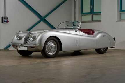 Jaguar XK 35.072 km 119.000 &euro; Ludwigsburg 71642