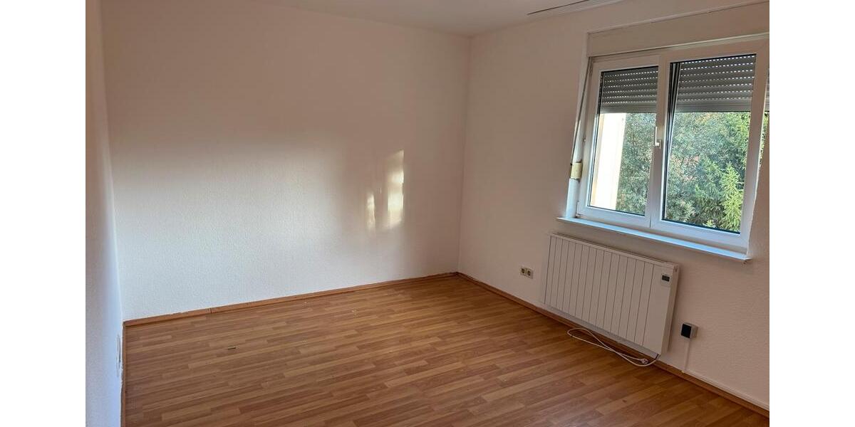 Etagenwohnung Renningen - 3 Zimmer, 74 m&sup2;, 1.200&euro; | Angebot:27584624