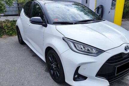 Toyota Yaris 24.000 km 18.990 &euro; Heilbronn 74078