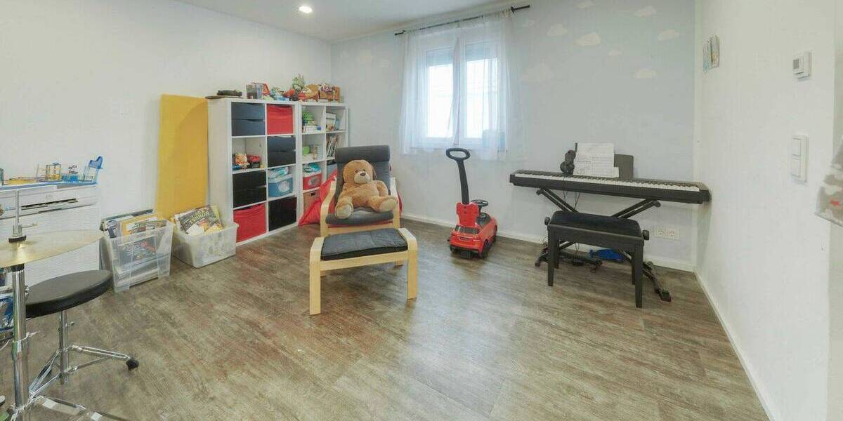 Einfamilienhaus Magstadt - 8 Zimmer, 206 m&sup2;, 669.000&euro; | Angebot:26028361