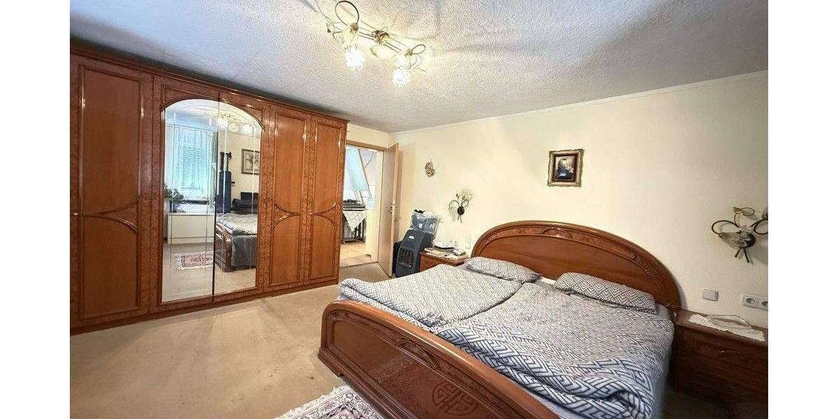 Einfamilienhaus Schwaigern / Massenbach Massenbach - 6 Zimmer, 138 m&sup2;, 349.000&euro; | Angebot:25697221