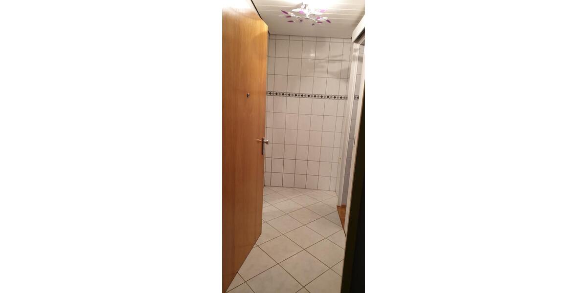 Etagenwohnung Esslingen am Neckar Oberesslingen - 3.5 Zimmer, 87 m&sup2;, 1.580&euro; | Angebot:26443346