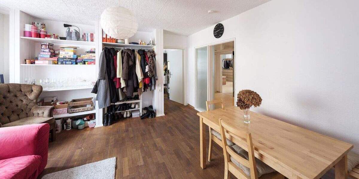Etagenwohnung Stuttgart Mitte - 5 Zimmer, 115 m&sup2;, 495.000&euro; | Angebot:25657437